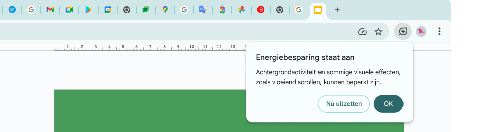 Een cursor heeft op het Energiebesparing-icoon geklikt. Er wordt uitgelegd dat achtergrondactiviteit en bepaalde visuele effecten worden beperkt om geheugen te besparen.